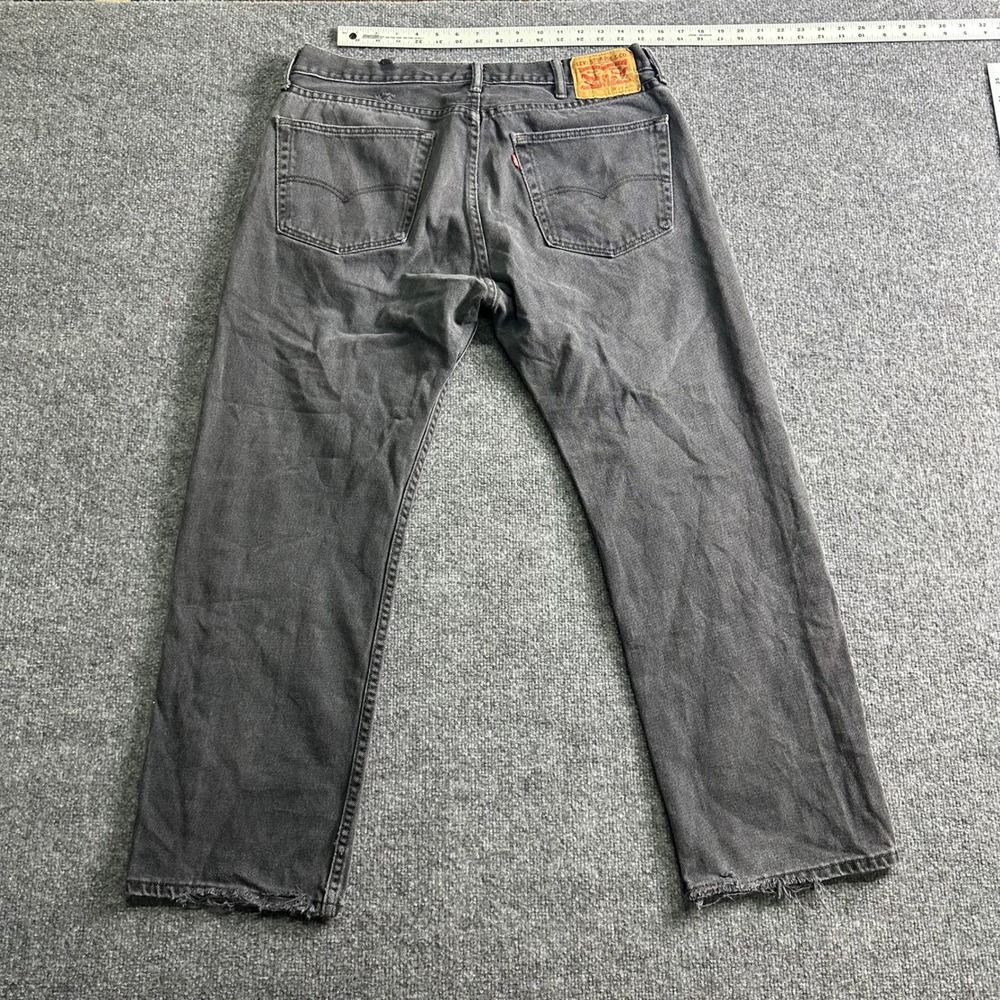 Levi's Jeans Mens Size 34x26 Black 505 Regular Fit Straight Leg Faded Denim - Picture 7 of 9